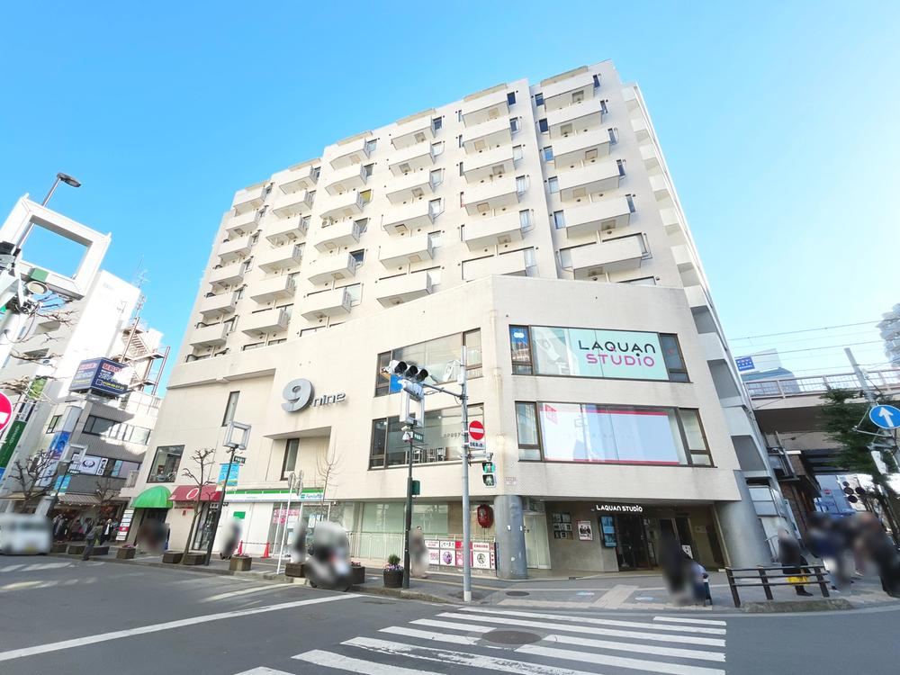 Convenient Studio Apartment Steps from Kichijoji Station - Photo 1