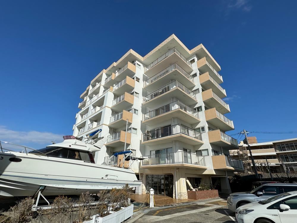Cozy Studio Apartment Near the Sea in Ashina, Yokosuka - Photo 1