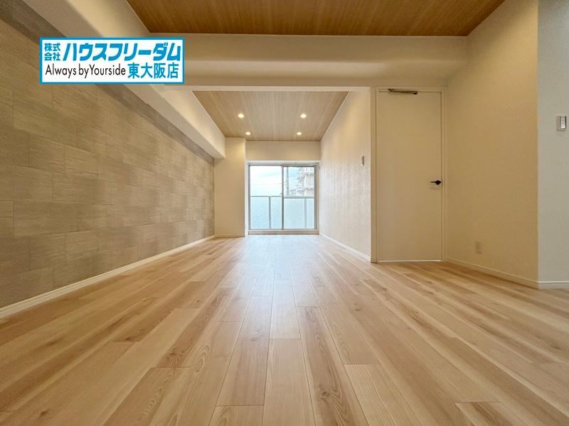 2LDK+S apartment in Higashiosaka, Osaka - Photo 1