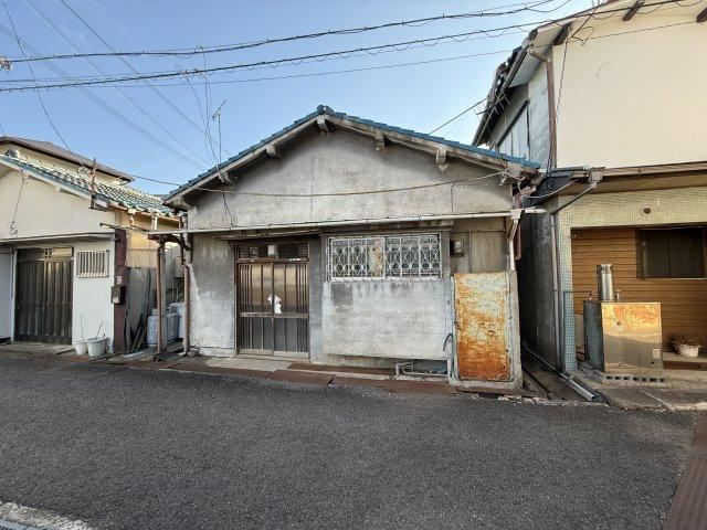 Compact 3DK House in Wakayama City - Photo 1