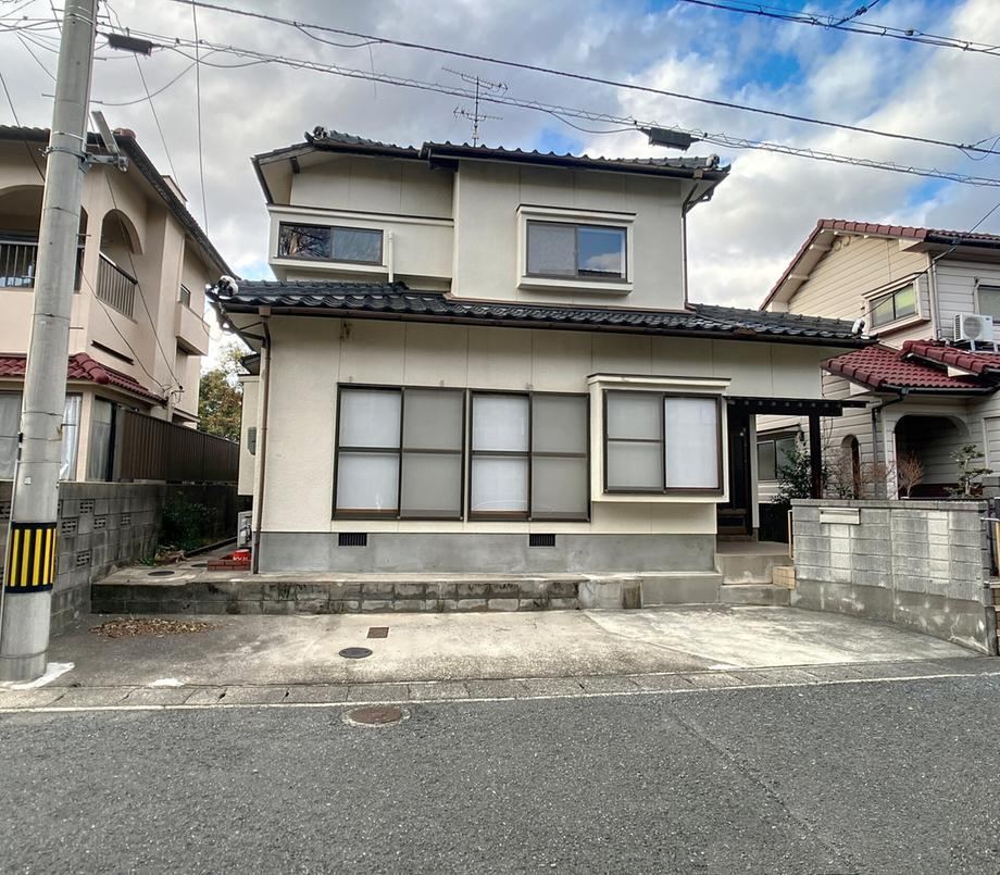 Renovated 4DK Home in Hikoshima - Photo 1