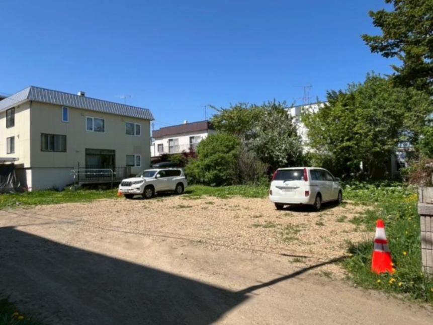 Convenient Land Near Koni Station, Sapporo - Photo 1