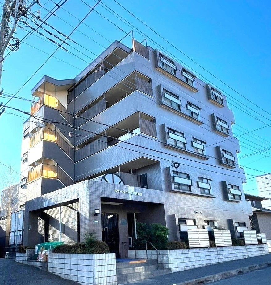 Newly Renovated 3LDK Apartment in Susukino - Photo 1