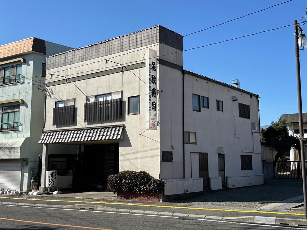 6DK+S house in Kofu, Yamanashi - Photo 1