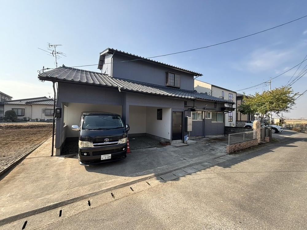 Spacious 4LDK House Near Sakura Hospital - Photo 1