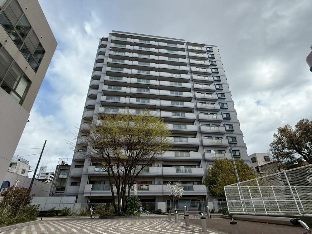 3LDK apartment in Fukuyama, Hiroshima - Photo 1