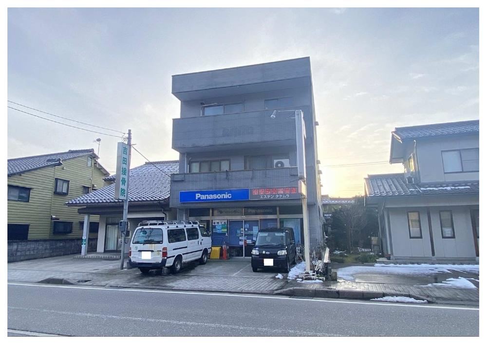 Commercial and Residential Property in Tsurukai - Photo 1