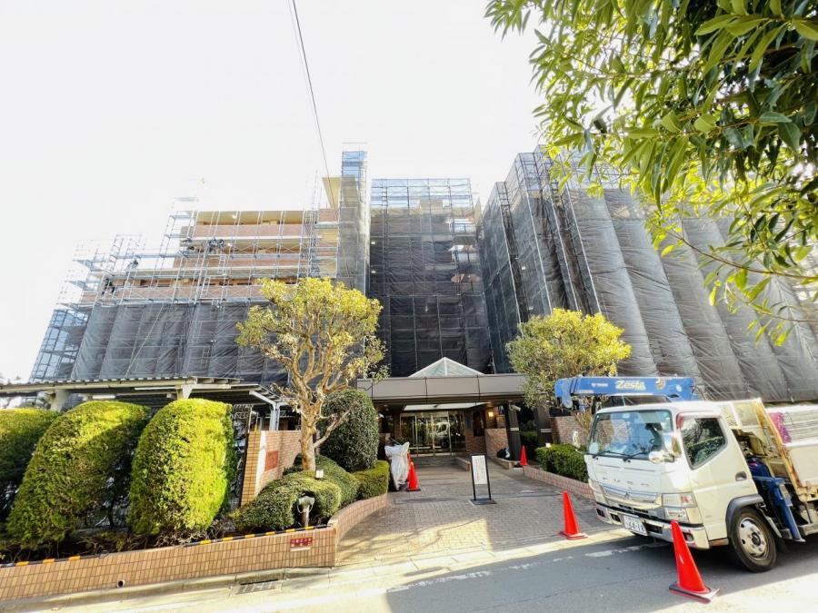Modern 2LDK Apartment in Hibarigaoka - Photo 1