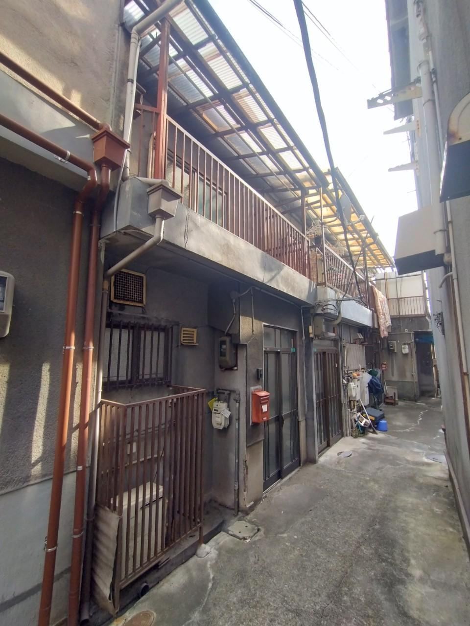 Investment Opportunity: 5K House in Yodogawa, Osaka - Photo 1