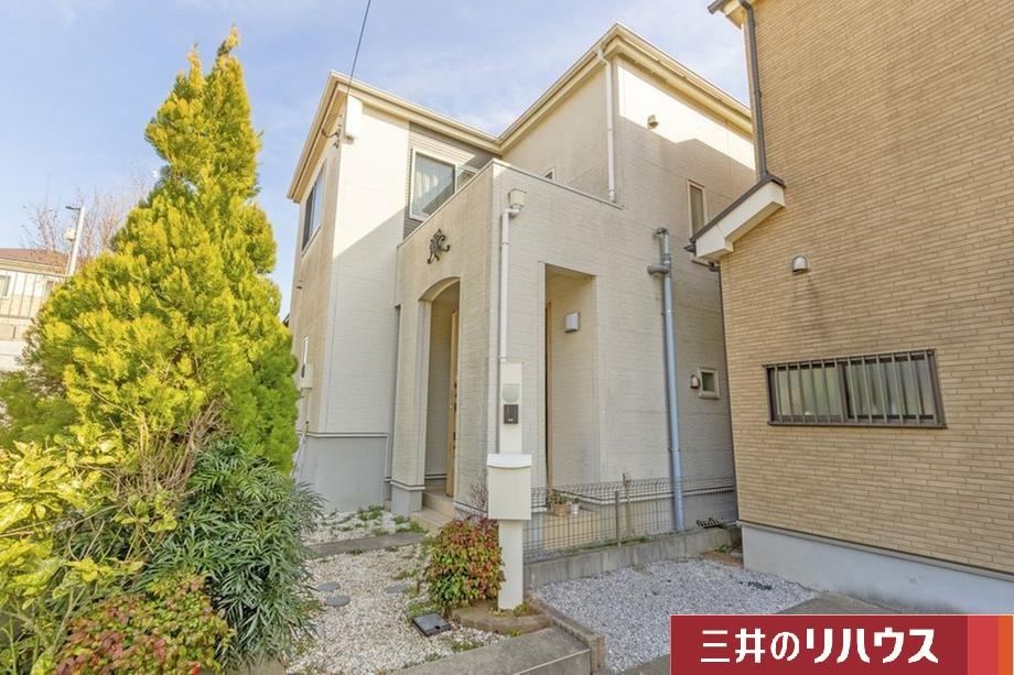 Quiet 3LDK Home in Koganehara Area - Photo 1