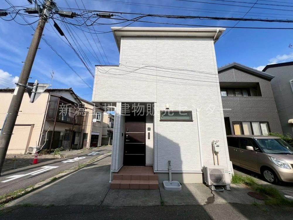 Compact 2LDK House with Easy Access to Niigata Station - Photo 1