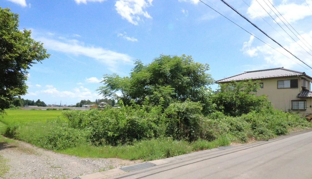 Spacious Land with Easy Access to National Route in Mito - Photo 1