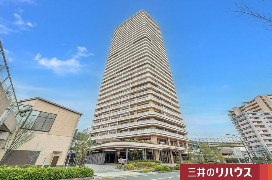 Luxury 3LDK Apartment Near Minamimachida Granberry Park - Photo 1