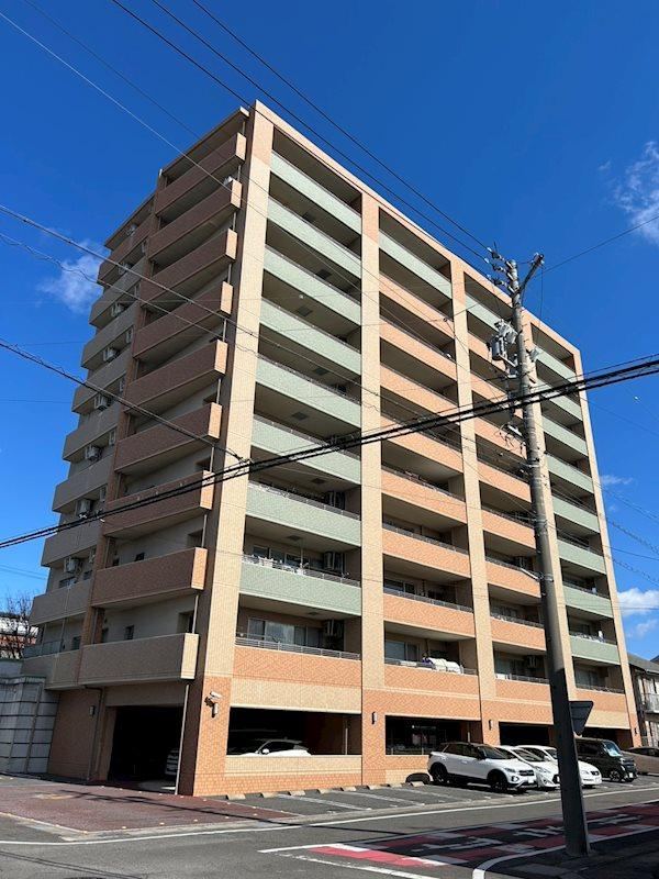 4LDK apartment in Ichinomiya, Aichi - Photo 1