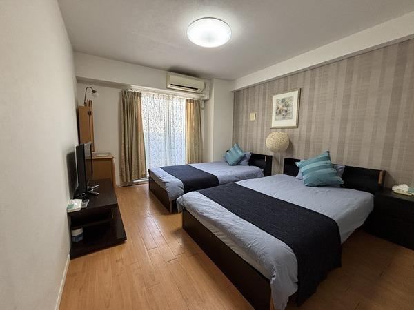 studio apartment in Chuo Ward, Osaka - Photo 1