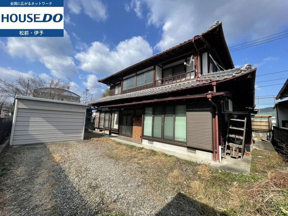 6DK Family Home Close to Schools in Ozu City - Photo 1