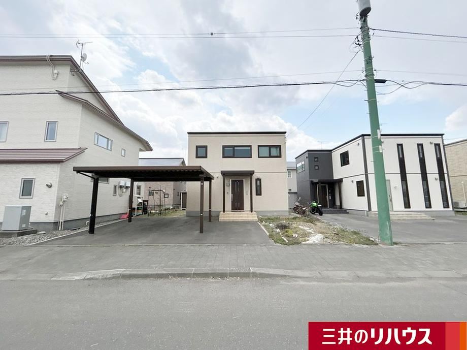 Modern 4LDK House in Yubai, Close to Nagato Station - Photo 1
