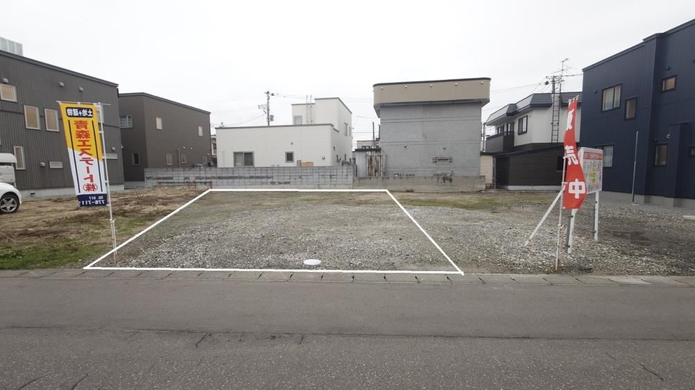 Flat Land in Kanazawa Area with No Building Conditions - Photo 1