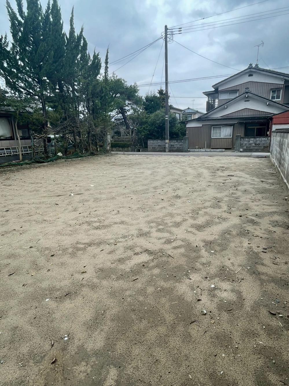 Conveniently Located Land with Amenities Nearby - Photo 1