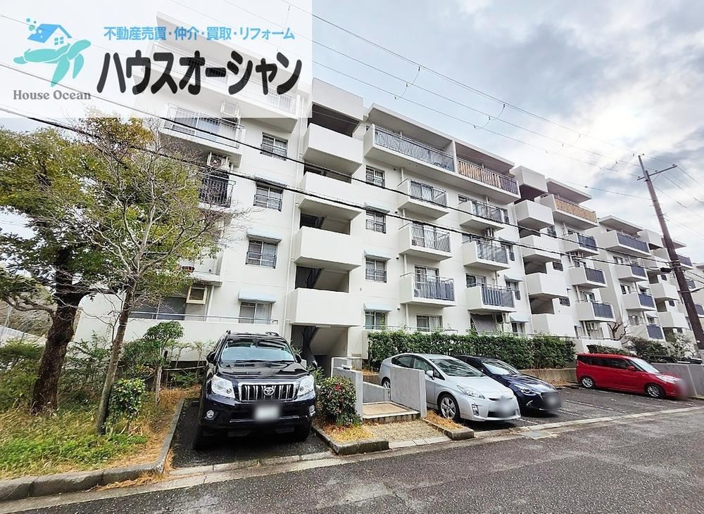 4LDK apartment in Toyonaka, Osaka - Photo 1