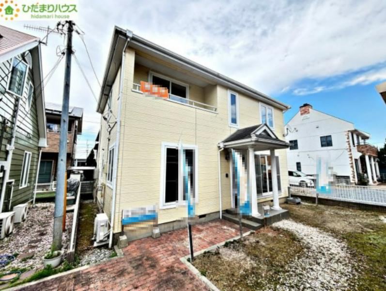 4LDK House with Spacious Entrance in Kumagaya - Photo 1