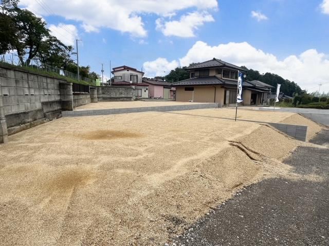 Quiet Land Near Elementary School in Shirakawa - Photo 1