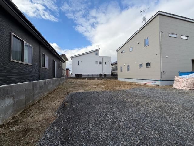 Corner Lot Land in Kikuta Town - Photo 1