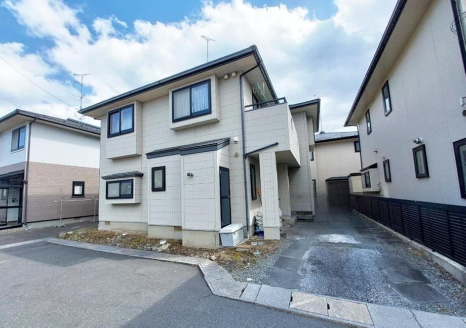 Spacious 5LDK House in Koyo, Hachinohe - Photo 1