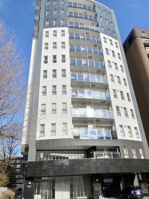 3LDK apartment in Chuo Ward, Sapporo, Hokkaido - Photo 1