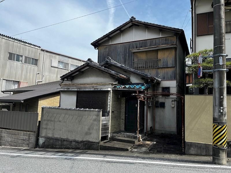6LDK Detached House in Iwabuchi 3 - Photo 1