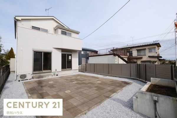 Renovated 4LDK House with Solar Power in Kawagoe - Photo 1