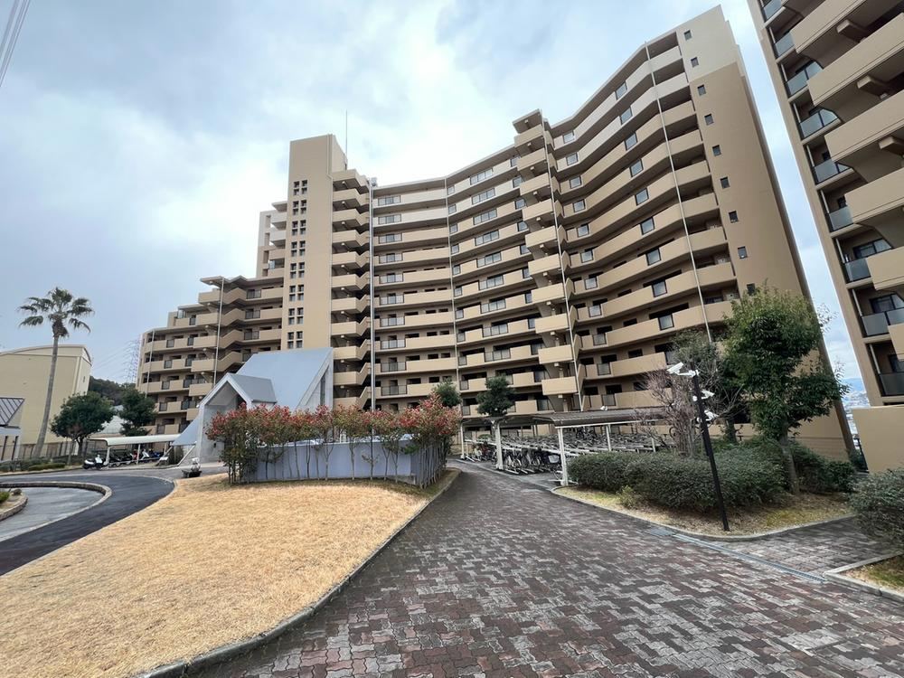 3LDK apartment in Izumi, Osaka - Photo 1