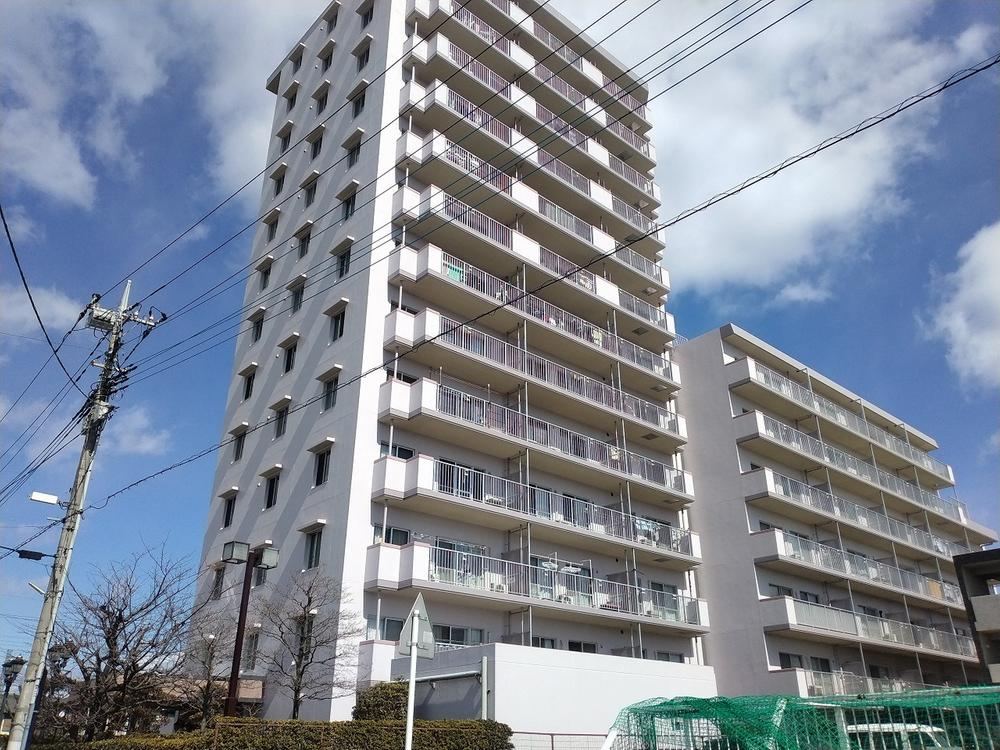 3LDK apartment in Takasaki, Gunma - Photo 1
