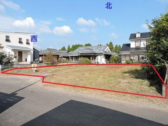 plot of land in Nishimorokata District