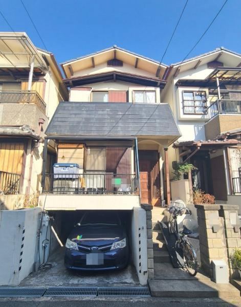 Charming 3LDK Near Sakurai Station - Photo 1