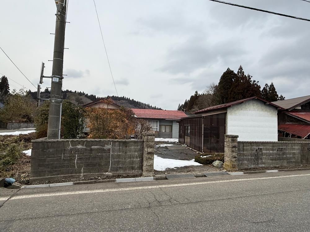 Spacious Land in Nigagawa Kuchi no Ta, Akita - Photo 1