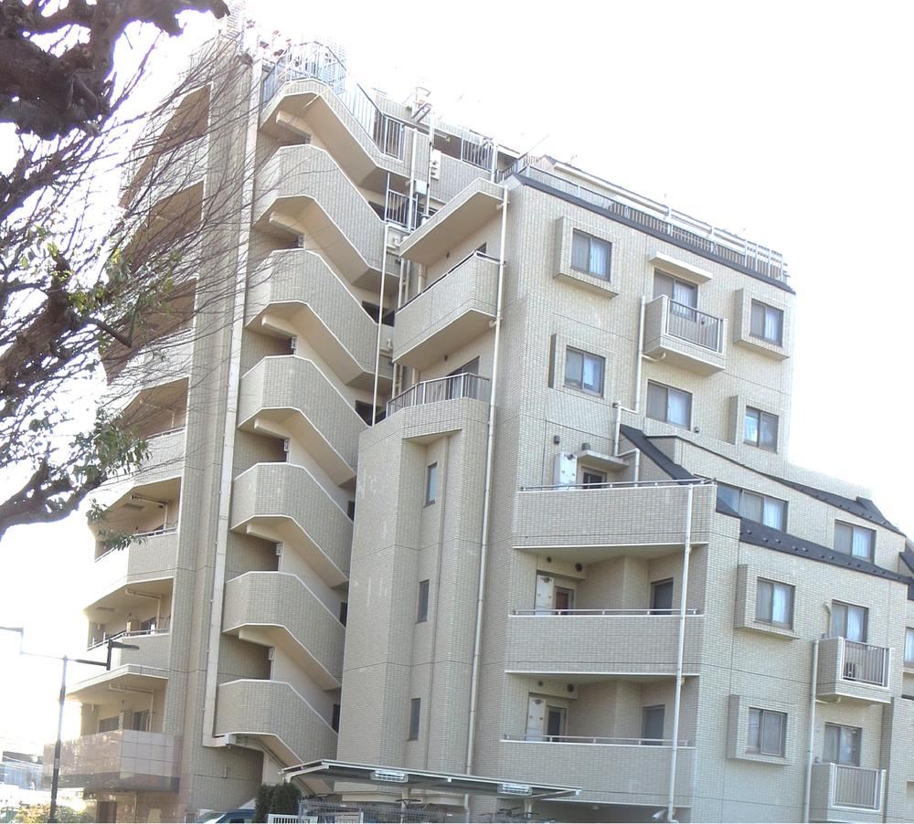 4LDK apartment in Setagaya Ward, Tokyo - Photo 1