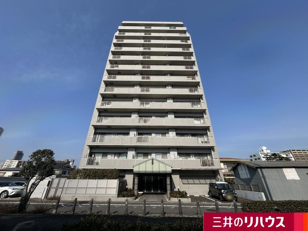 2LDK+S apartment in Kariya, Aichi - Photo 1