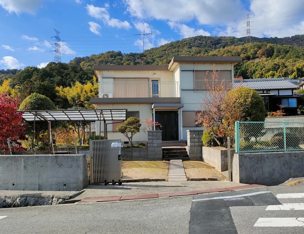 Spacious 5DK House with Garden in Otsu - Photo 1