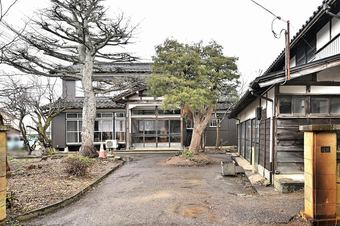 8DK house in Yahiko, Nishikambara District