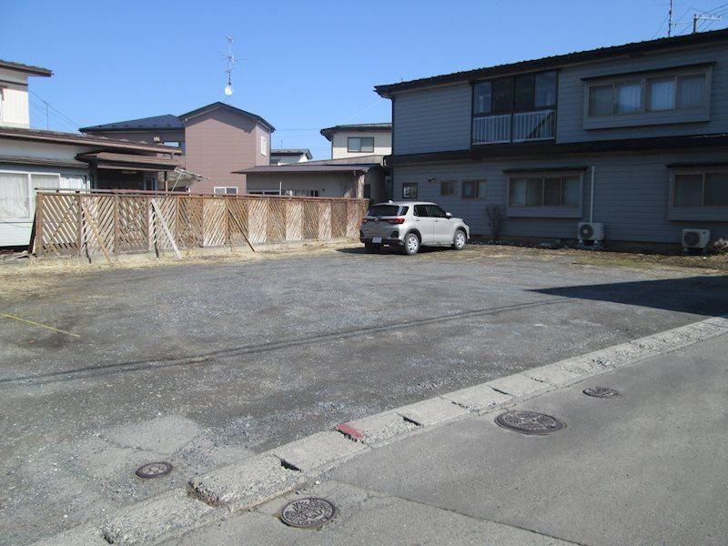 Sunny South-Facing Land in Minato Town - Photo 1