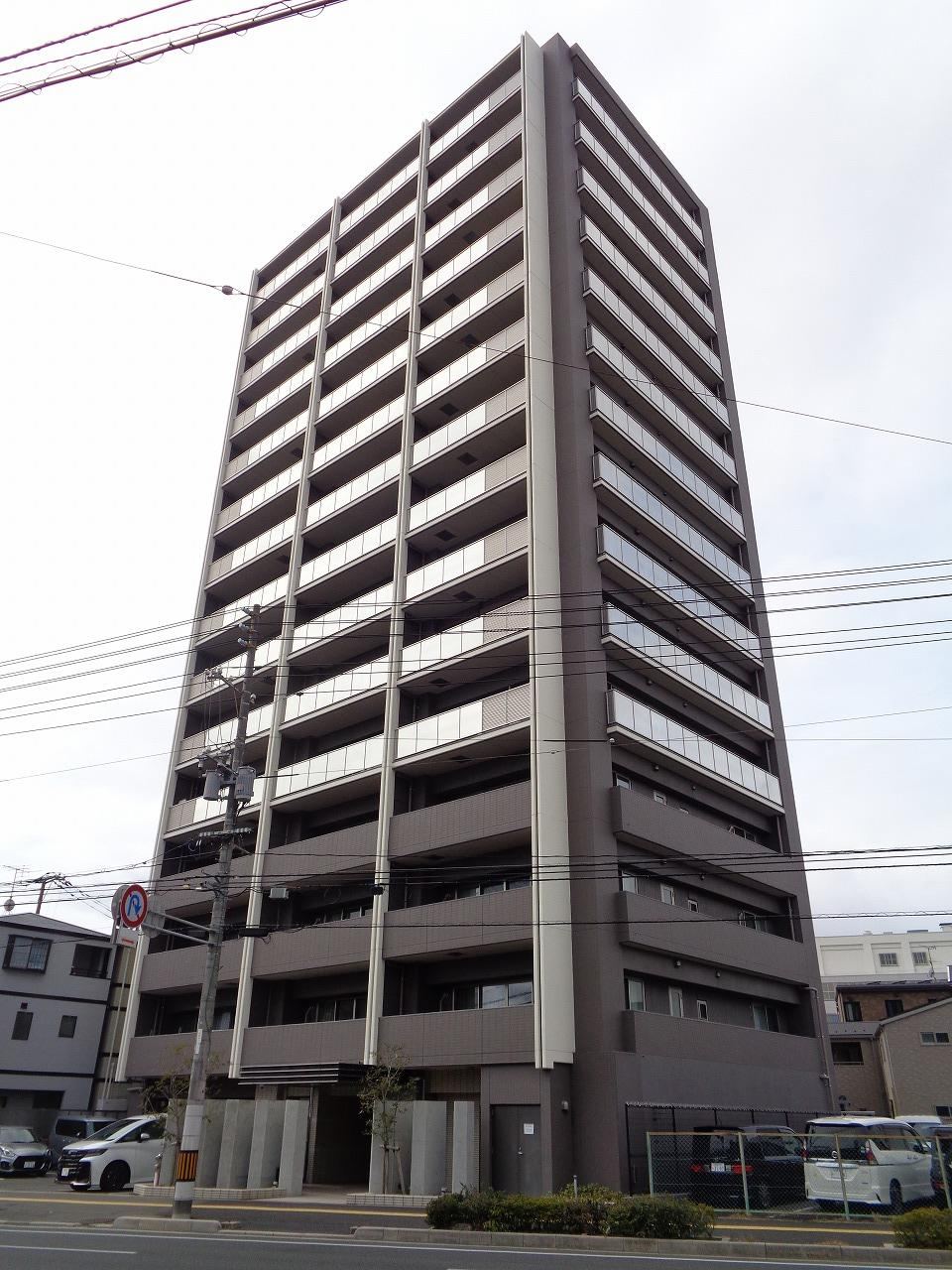 3LDK apartment in Naka Ward, Hiroshima - Photo 1