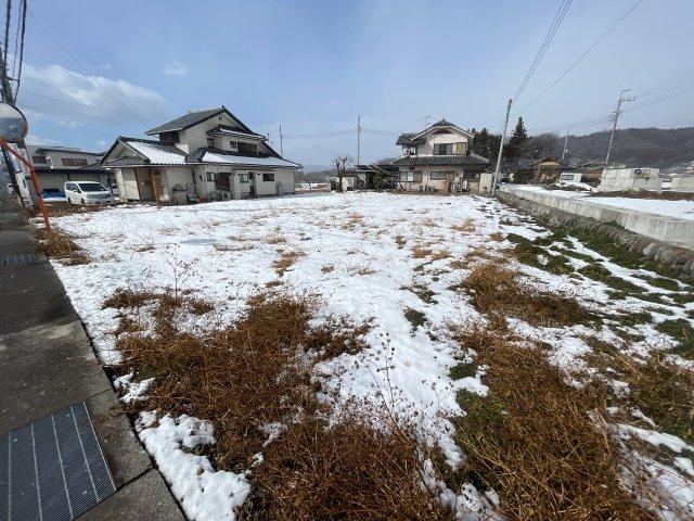 696 m² land in Shibukawa, Gunma - Photo 1