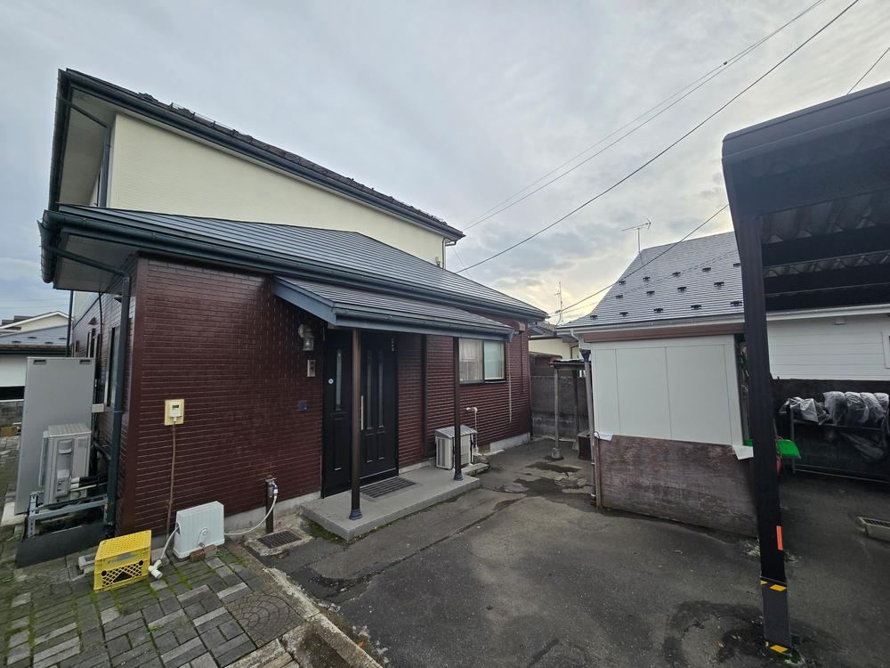 Spacious 6LDK Detached House in Takizawa - Photo 1
