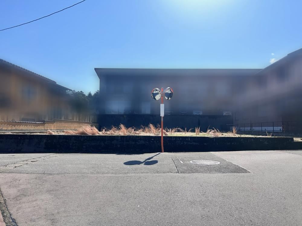 198 m² land in Kanazawa, Ishikawa - Photo 1