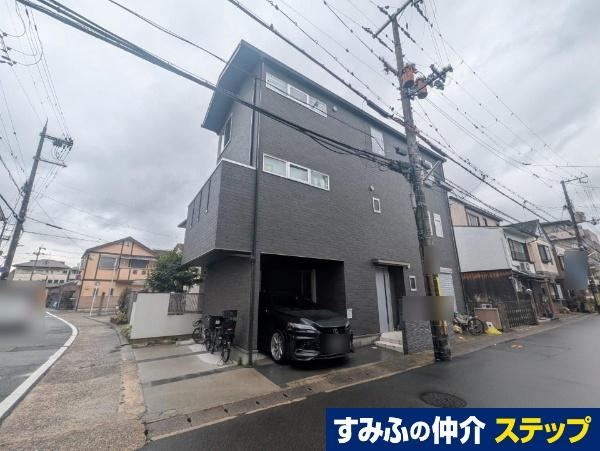 Custom-Built 4LDK in Mukoujima - Photo 1