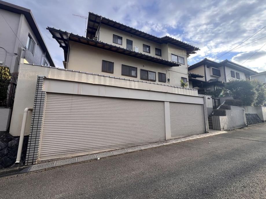 5LDK Detached House with Garage in Mejirodai - Photo 1