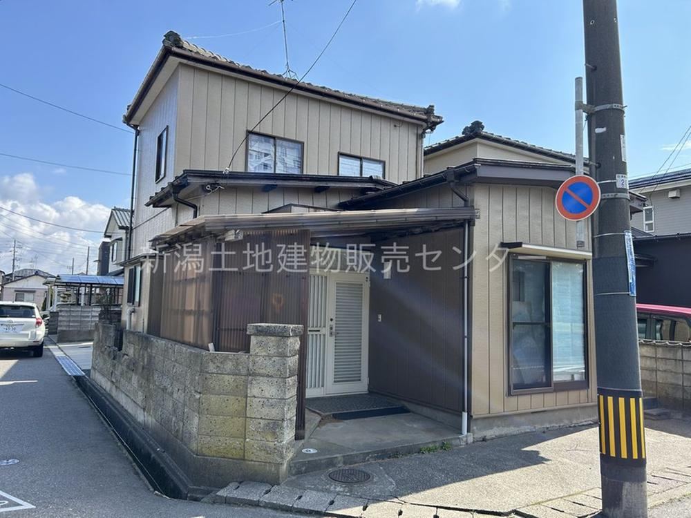 Compact 3LDK House in Niigata - Photo 1