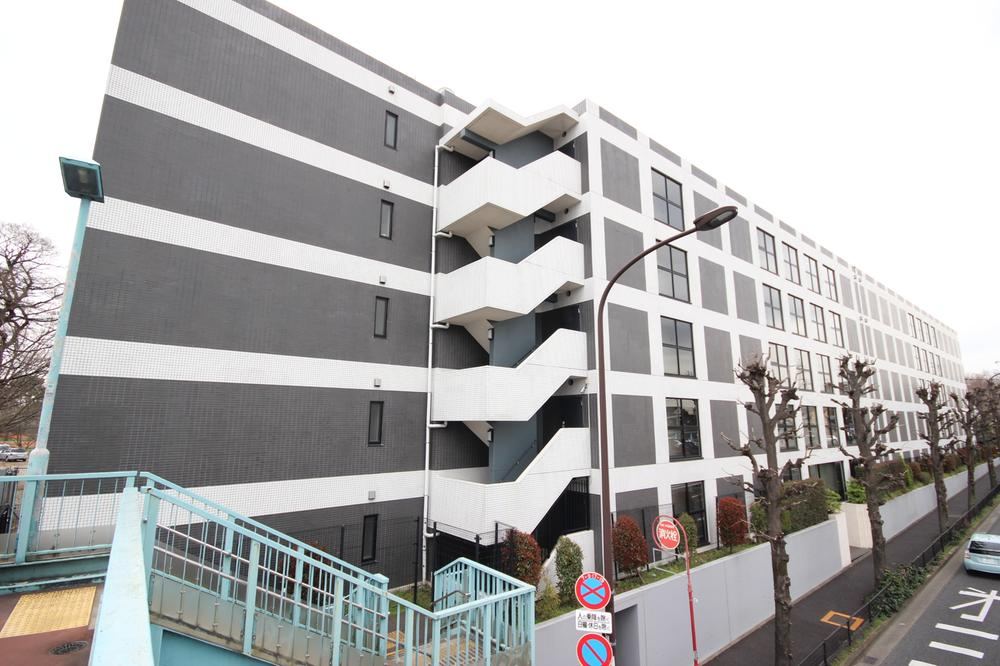 1LDK apartment in Setagaya Ward, Tokyo - Photo 1