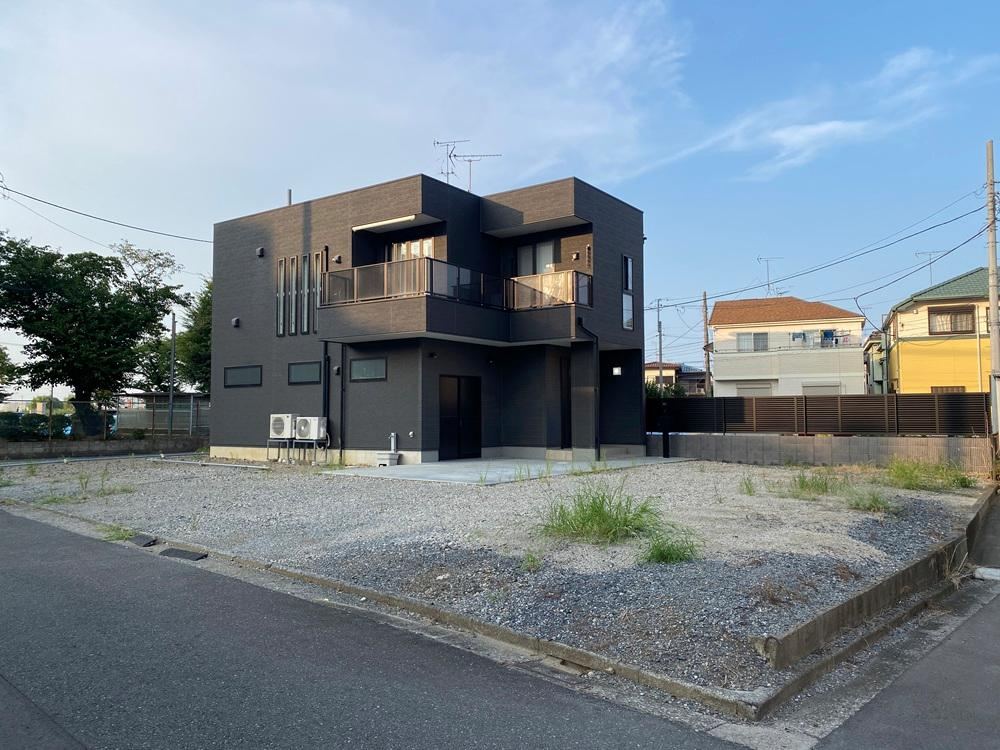 Newly Built 4LDK House with Spacious Yard - Photo 1